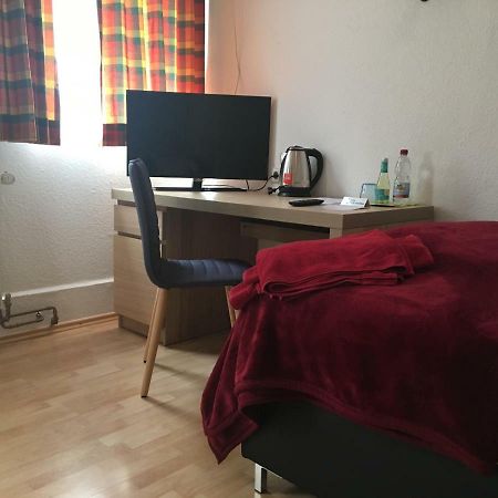 Hotel Lamm Stuttgart Waldenbuch Bagian luar foto
