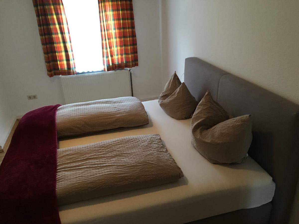 Hotel Lamm Stuttgart Waldenbuch Bagian luar foto
