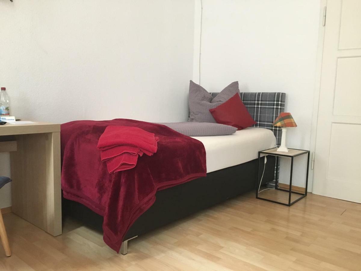 Hotel Lamm Stuttgart Waldenbuch Bagian luar foto